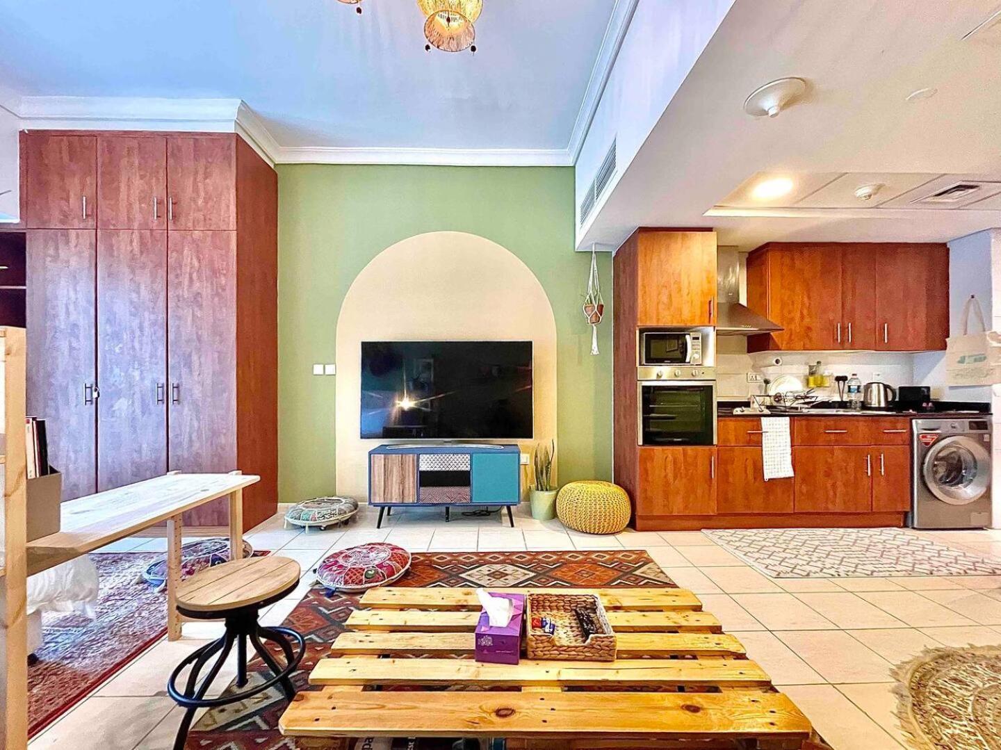 Rustic Elegance By The In Jlt Apartment *
