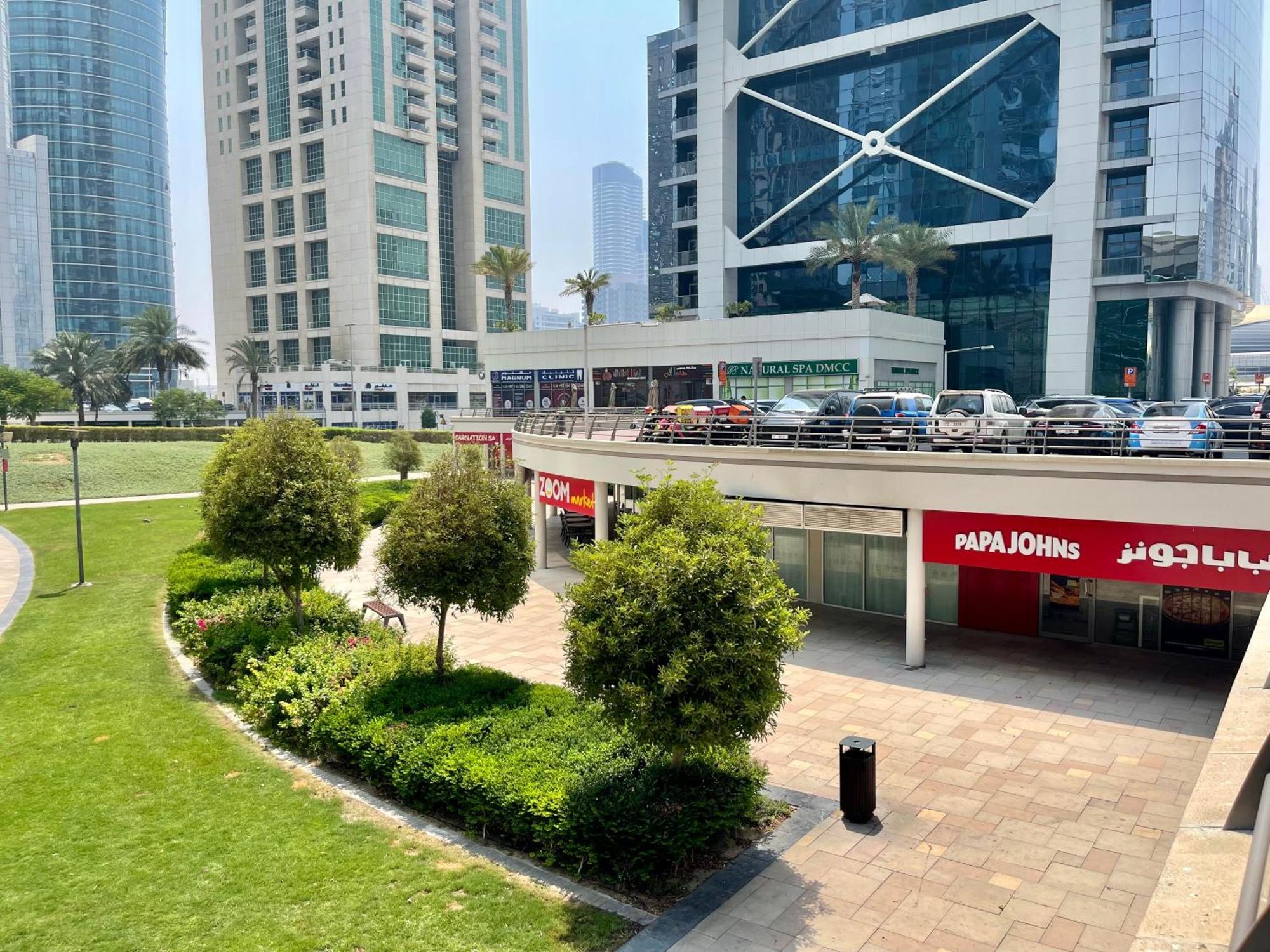 Rustic Elegance By The In Jlt Apartment *